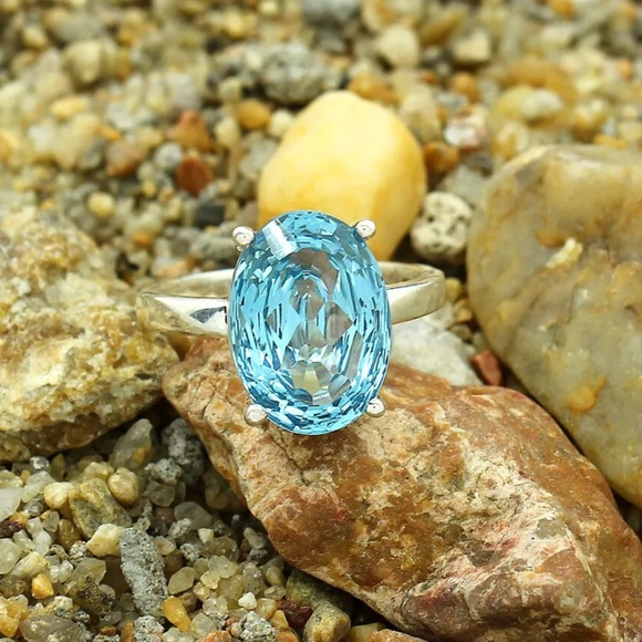 Aquamarine ring size 8 - Picture 5 of 5